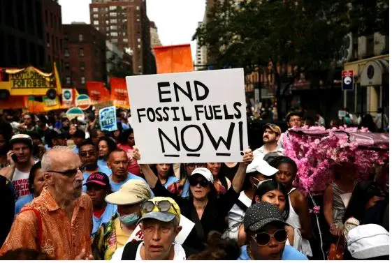 Miles De Activistas Clim Ticos Marchan En Nueva York Para Pedir El Fin