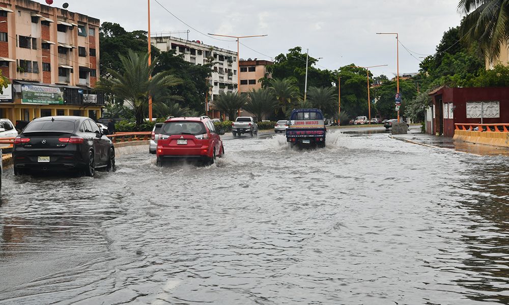 Onamet dice que continuarán las lluvias en el país por vaguada