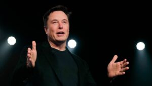 Elon Musk responde a demanda de Twitter