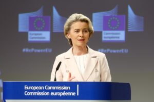 La UE adopta nuevas sanciones contra Rusia que incluyen el veto al oro