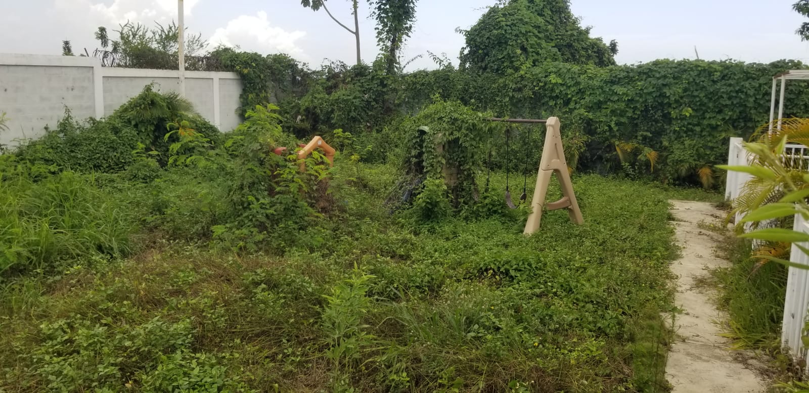 Denuncian estancia infantil se encuentra abandonada en Nagua