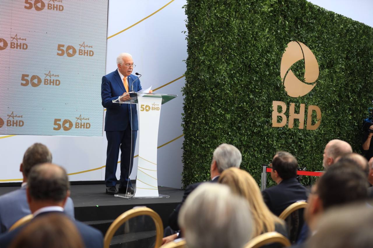BHD inaugura edificio de operaciones y anuncia fintech