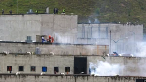 Enfrentamiento en cárcel de Ecuador deja 13 muertos