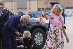 Primera dama de EE.UU. Jill Biden tiene “rebrote” de COVID-19