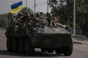 Rusia ataca ciudades cercanas a planta nuclear ucraniana