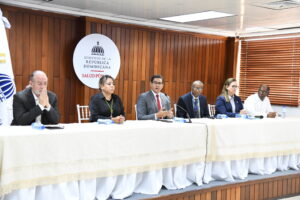 Salud Pública informa que grupos vulnerables tienen más riesgo de contraer viruela símica 