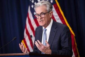 Powell, bipolaridad monetaria | Saber económico con Jaime Aristy Escuder