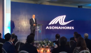 Hoteleros reconocen al Gabinete de Turismo por su apoyo al sector turístico 