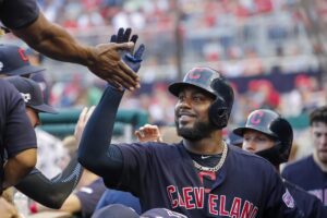 Chicago reclama a Franmil Reyes tras ser designado para asignación por Cleveland