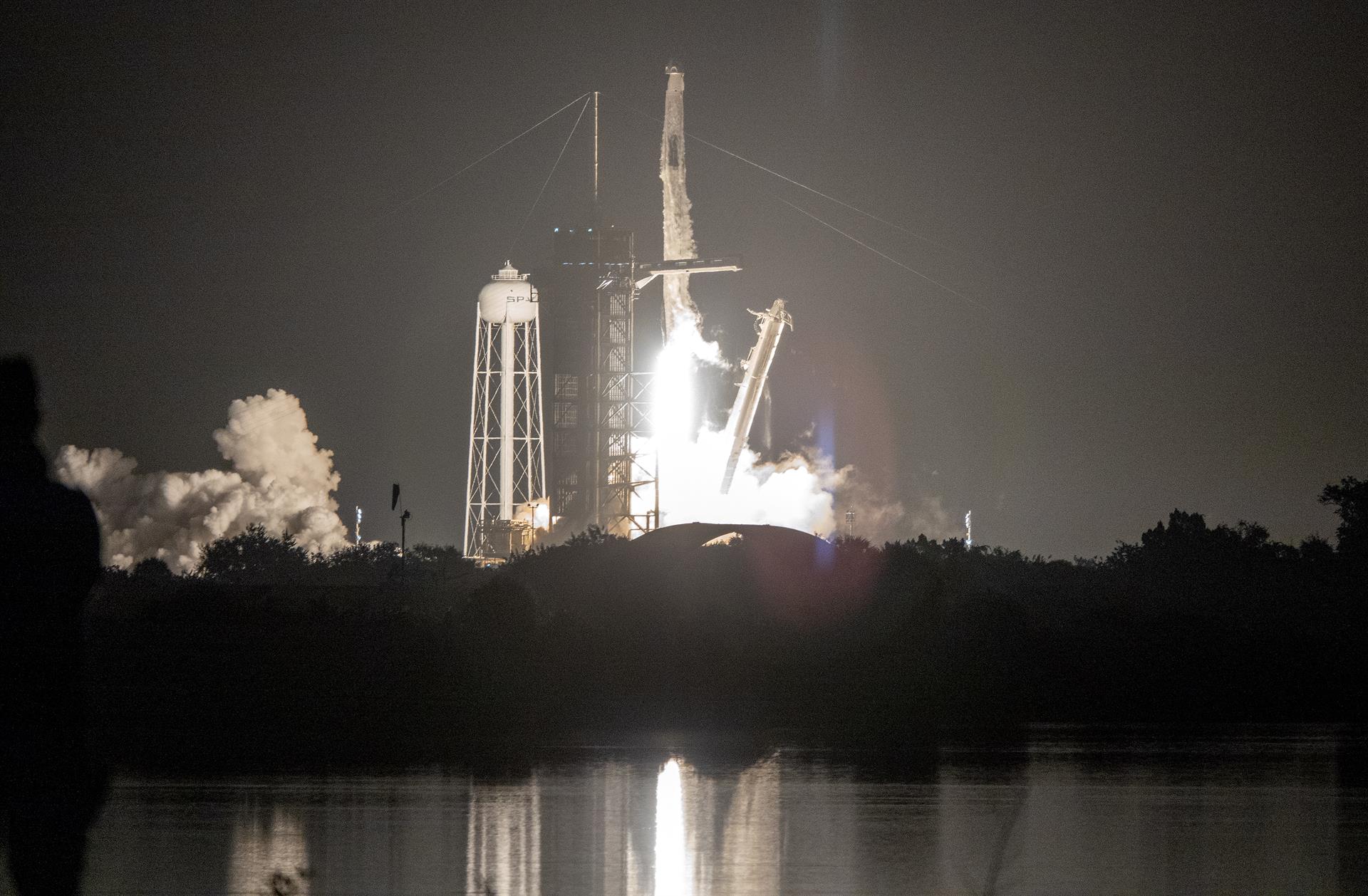 Confirman que restos de nave que cayeron en Australia pertenecen a SpaceX