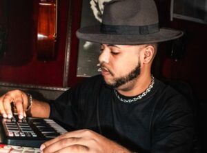 Natax Beat sigue creciendo en el mundo de la música urbana