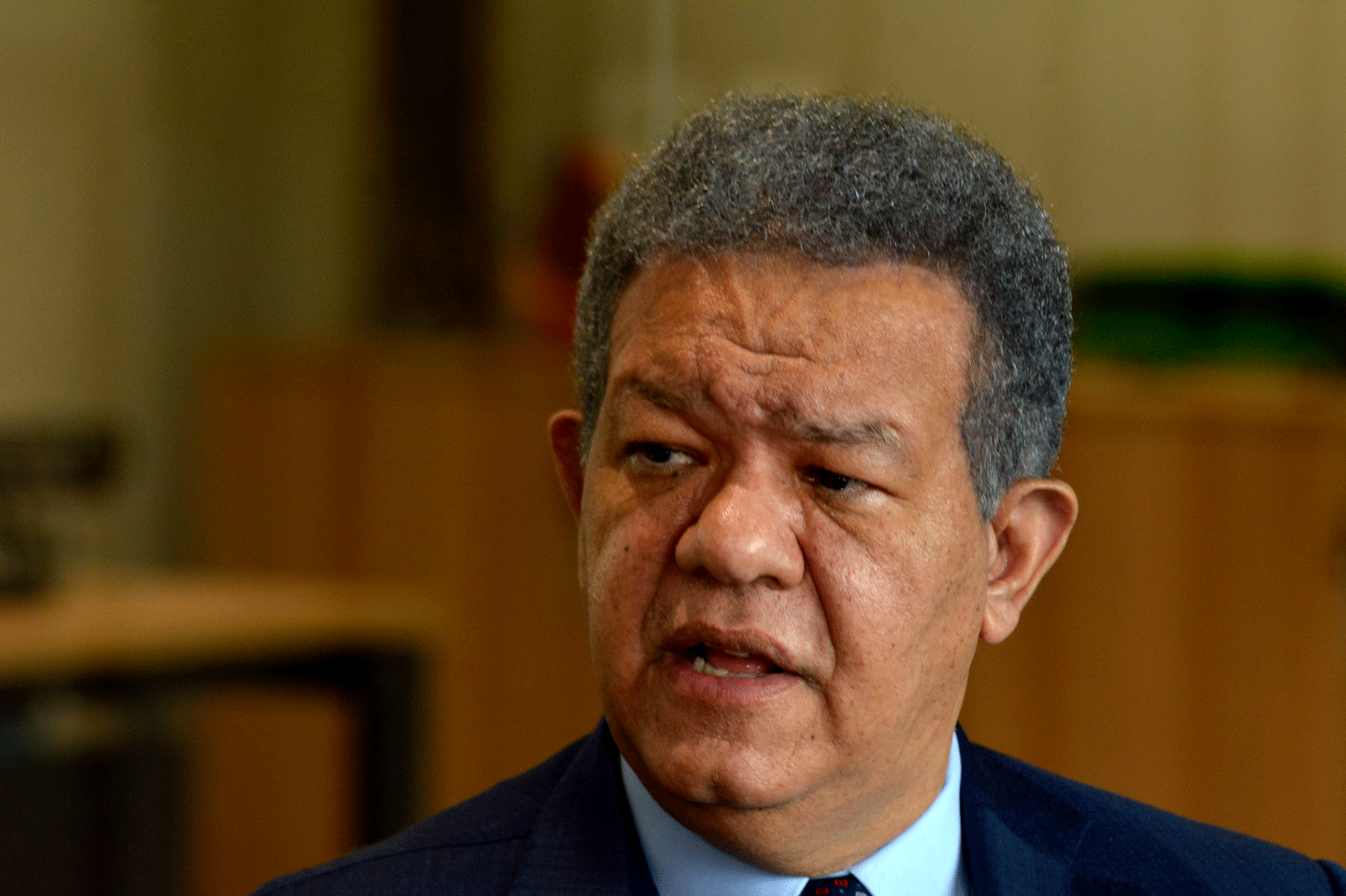 Leonel instruye militancia de Fuerza del Pueblo auxiliar a las familias afectadas por Fiona