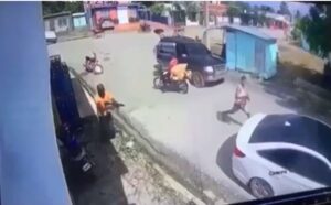 Se salvan de milagro tras ser atacados por delincuentes con fusiles y pistolas en Sabana de la Mar