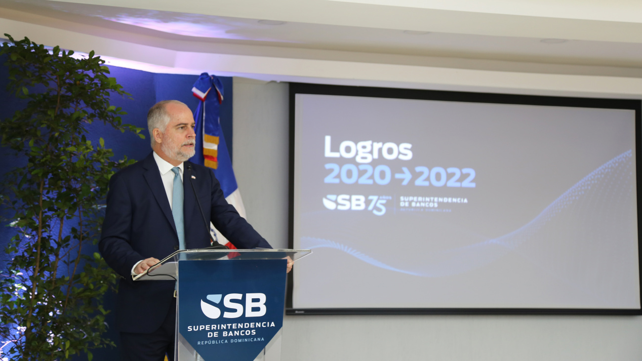 Cantidad de usuarios con acceso al crédito bancario vuelve a los niveles prepandemia