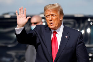 El FBI allana la residencia de Donald Trump en Florida 