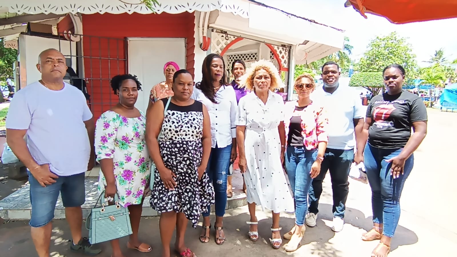 Dueños de restaurantes preocupados por remodelación de Malecón en Samaná