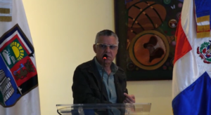 Alcalde Manuel Jiménez juramenta 26 asociaciones de juntas de vecinos y 6 Organizaciones Comunitarias  