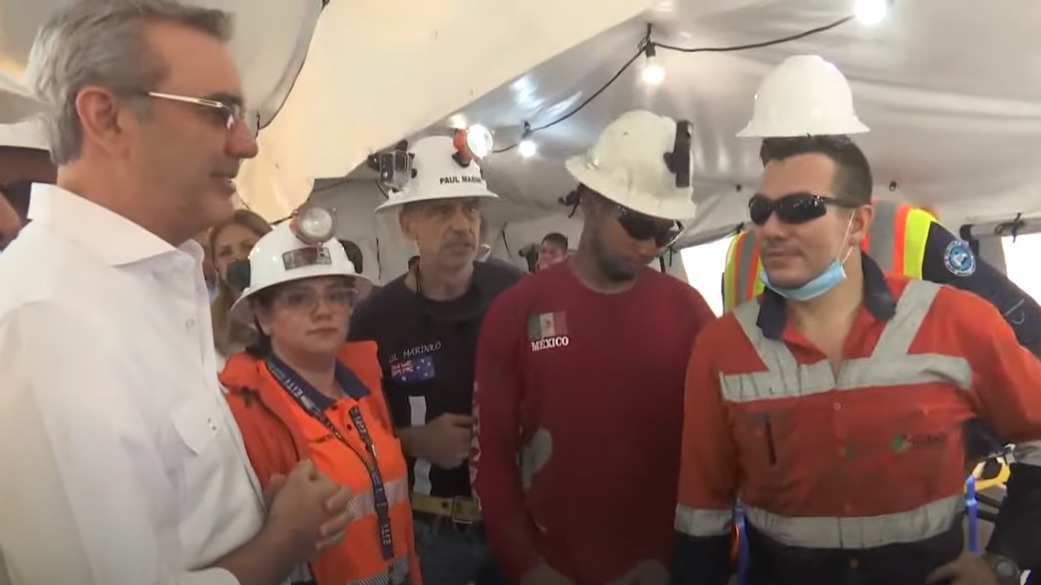  a las 11:16 a.m. de este martes 9 de agosto, tras acceder a ellos por el nuevo túnel de desvío referido como Ruta de Rescate B