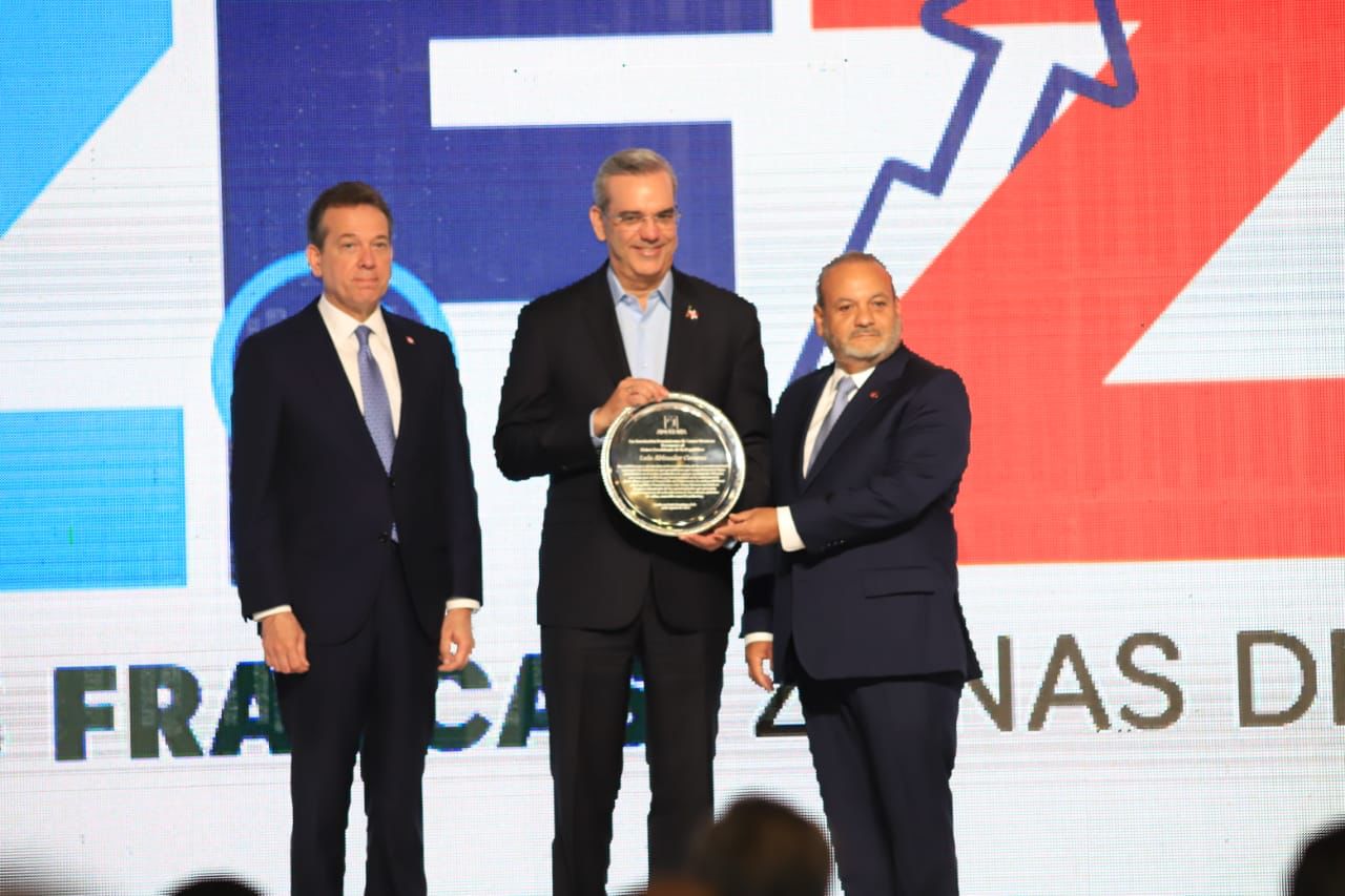 Zonas Francas proyecta US$8,000 millones en exportaciones para el 2022