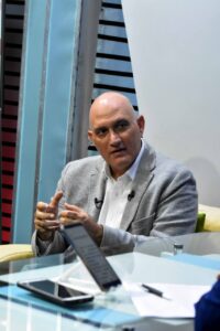 Ministro de Economía explica MiFronteraRD incluye capacitación para oportunidades que generarán proyectos