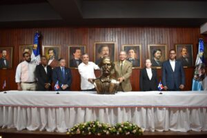 Instalarán busto de Duarte en Embajada de Uruguay 