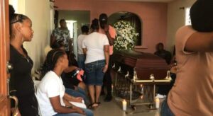 Restos de una de las víctimas de accidente en Autopista del Nordeste son velados en Monte Plata  