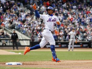 Con la victoria los Metros sacaron uno de los tres duelos que disputaron con los Bravos, manteniendo una ventaja de 4.5 juegos; ante sus rivales de turno, 