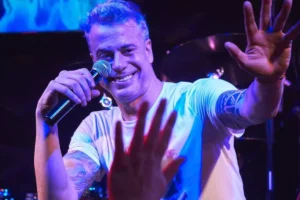 Fallece el  actor y cantante peruano Diego Bertie al caer de un piso 14