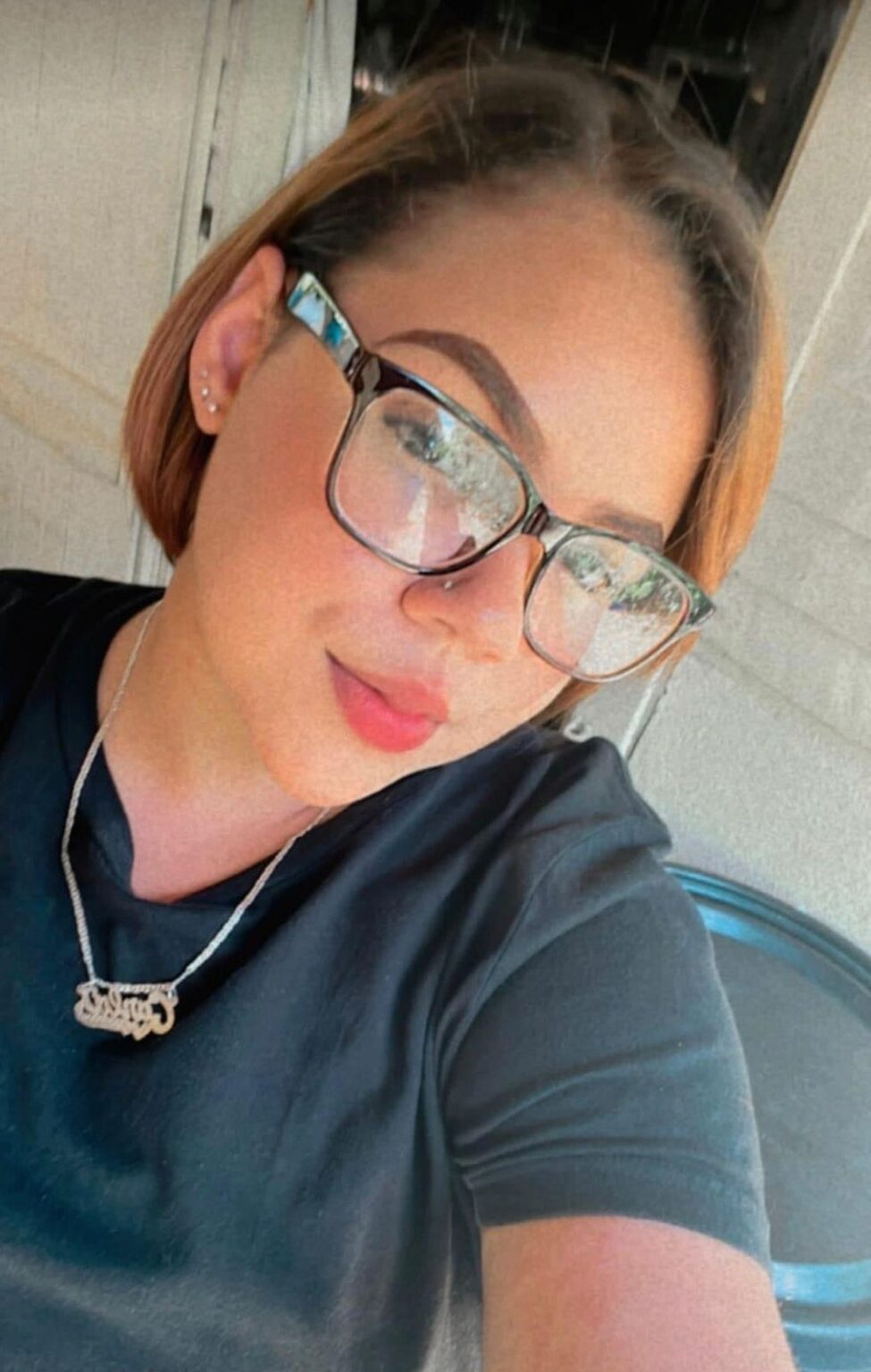 Muere joven que envió audio para pedir ayuda tras ser apuñalada por su novio en el cuello