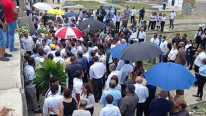 En medio de dolor dan último adiós a Dabel Zapata