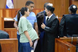 Imponen medidas de coerción a pareja de esposo imputada en caso Antipulpo