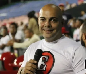 Policía exhorta a homicida de Manuel Duncan que se entregue 