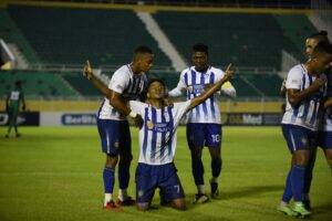 O&M FC quita invicto a Club Atlético Pantoja y asalta la segunda plaza de la clasificación 