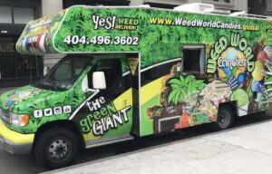 Recojen de Times Square camionetas de venta de cannabis
