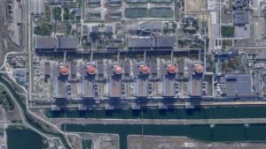 Siguen bombardeos cerca de central nuclear ucraniana