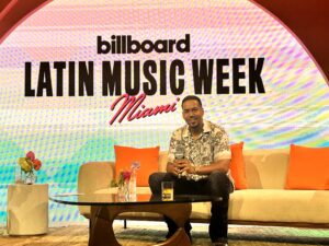 Romeo Santos le apuesta al futuro de la bachata y anuncia donativo a PR