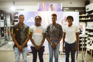 Adidas realiza conversatorio 