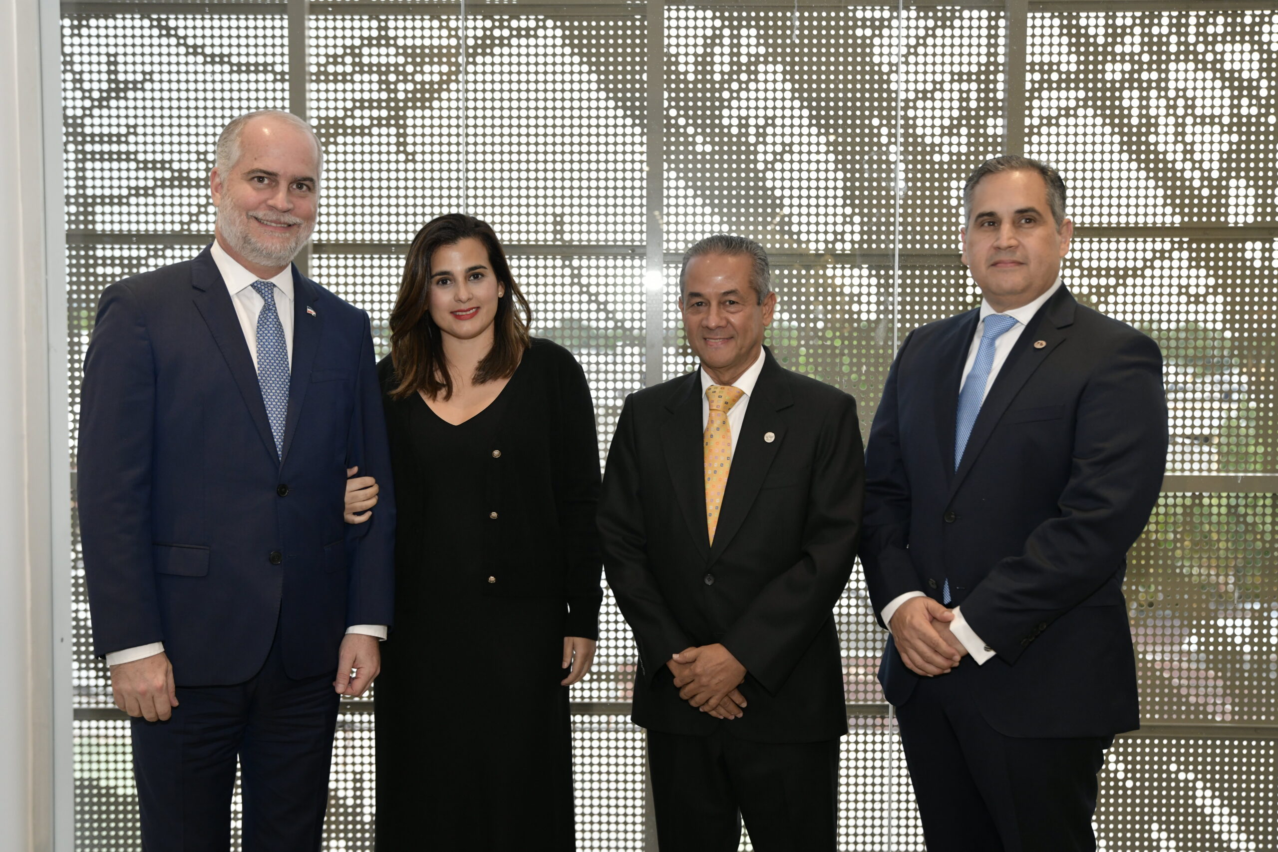 ALAVER reafirma su expansión con nueva sede corporativa