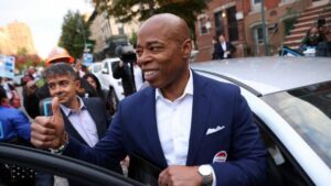 El alcalde de Nueva York visita República Dominicana por el huracán Fiona
