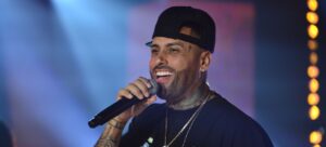 El cantante Nicky Jam recibirá el Premio Billboard Salón de la Fama