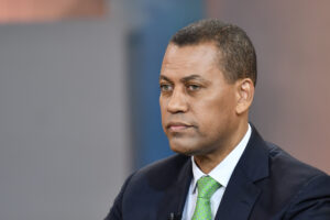Gómez Mazara pide debate entre Abinader y aspirantes presidenciales del PRM