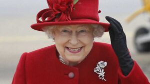 Isabel II, bajo supervisión médica en su residencia de Balmoral