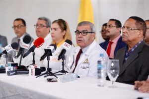 Gerente Seguridad Social llama al dialogo a médicos y ARS Universal