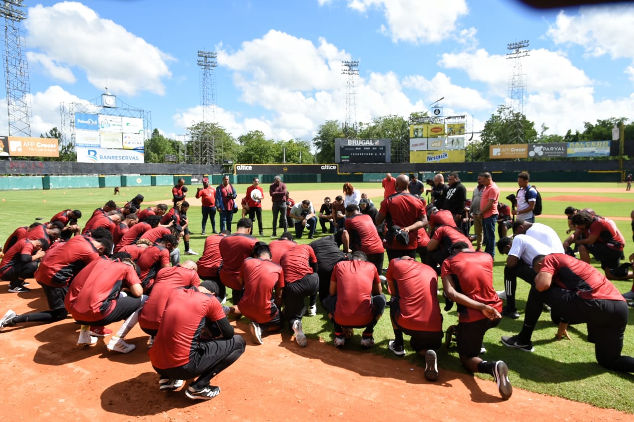 Los campeones nacionales iniciaron sus prácticas con entusiasmo de cara a la temporada