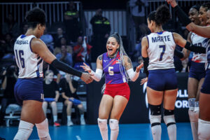 Las dominicanas celebran su primer triunfo en el Mundial de Polonia