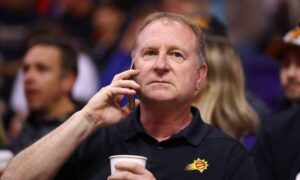 Robert Sarver comienza el proceso de venta de los Phoenix Suns