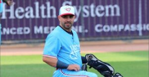 Tigres del Licey contratan al receptor Lorenzo Quintana