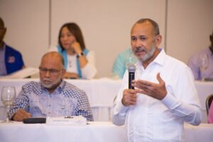 INABIE busca integrar maestros en supervisión de servicios que llegan a estudiantes
