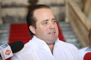 Ignacio Paliza asegura que el 4% asignado a Educación no está en discusión