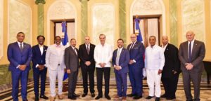 Senadores New York visitan Presidente Abinader